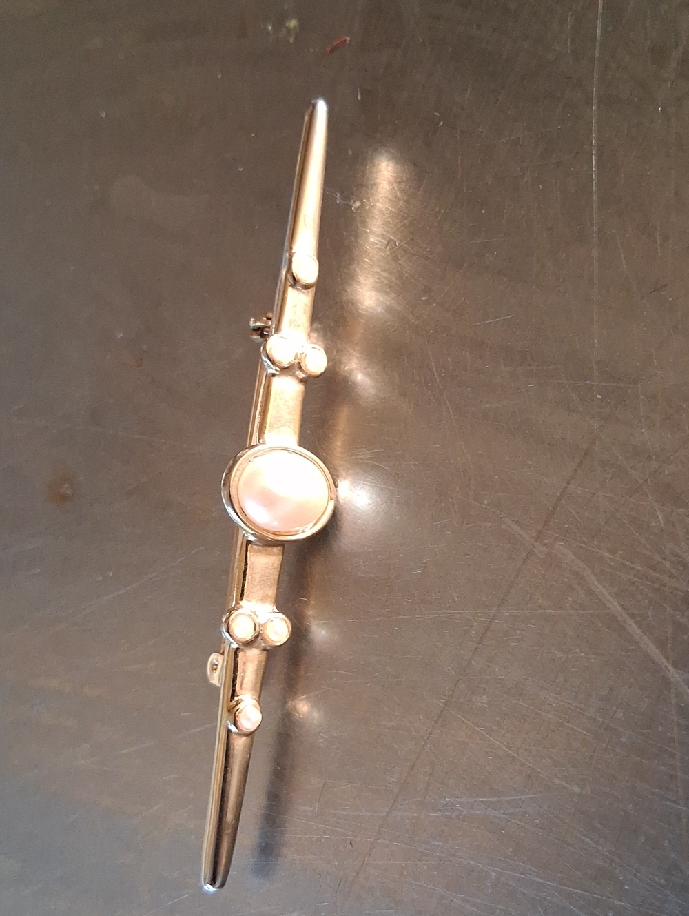 Gold Tone Bar vintage bar brooch